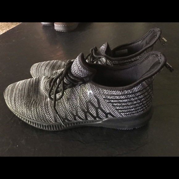 XRay Renton Runners - Picture 4 of 6